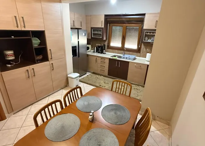 Mylopotamos River By Marlen Case de vacanță